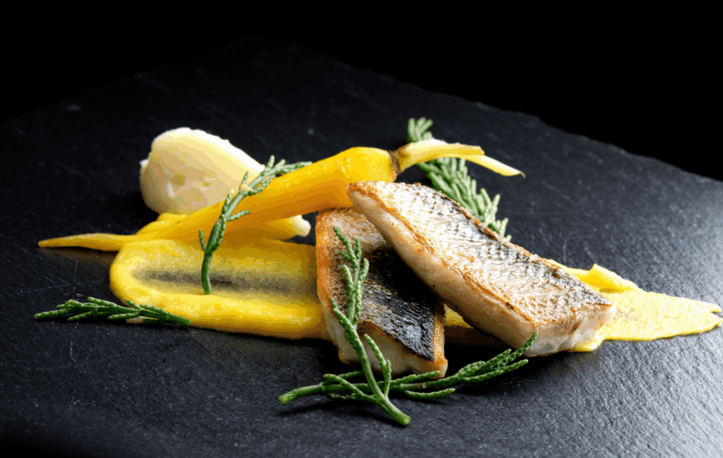 Seated dinner maatwerk warme gerechten van CaterEvents met luxe catering en verfijnde presentatie